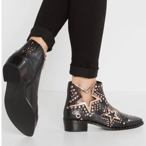 🌟HOST PICK🌟⭐️NIB Ivy Kirzhner Women's Starstruck ankle boots Size 7 ⭐️